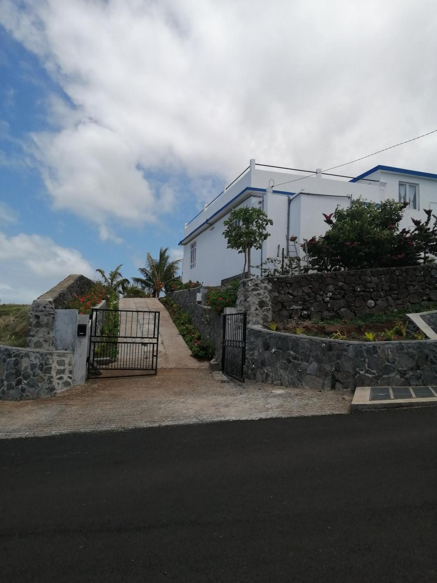 Villa O Bercail Du Sud-Hibiscus Chez Jeannette Saint Gabriel Exterior foto